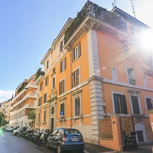 Sunny Parioli Modern Roma